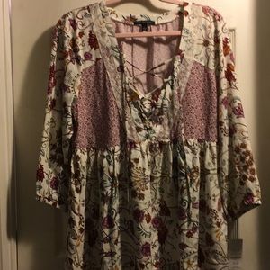 Floral n lace top